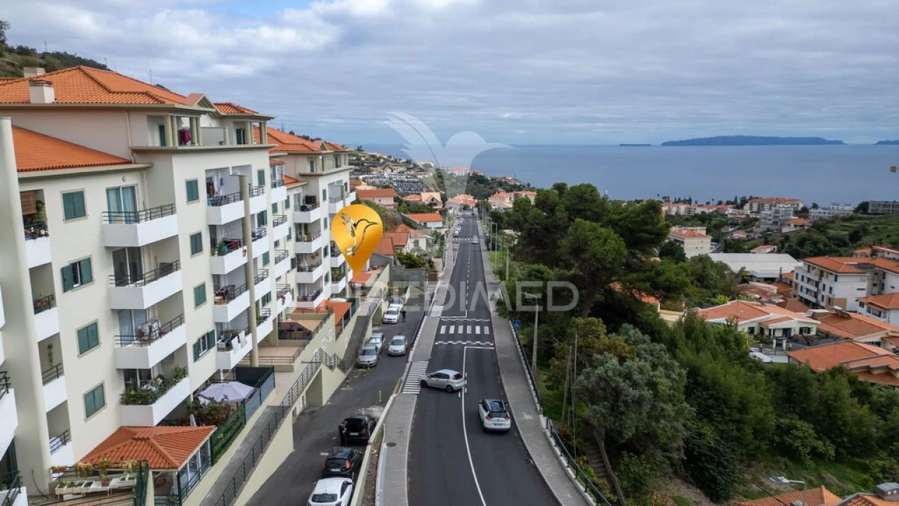 Apartamento T1 para Venda em Caniço Foto 16