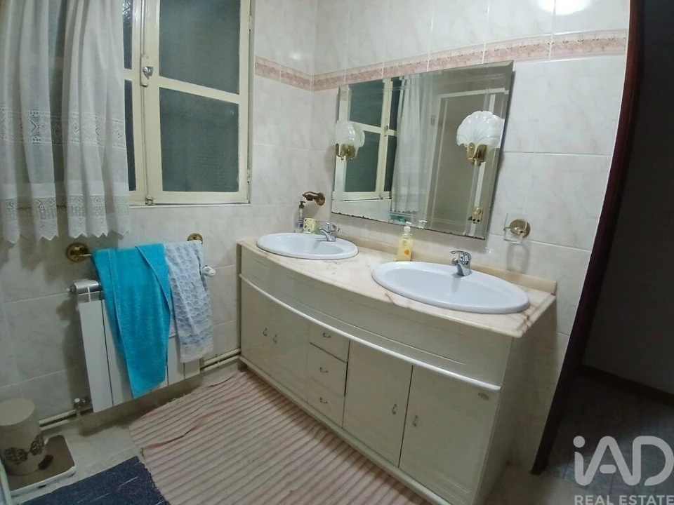 Moradia T3 para Venda em Benquerença Foto 9