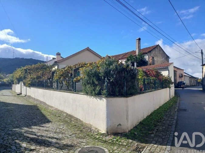 Moradia T3 para Venda em Benquerença Foto 4