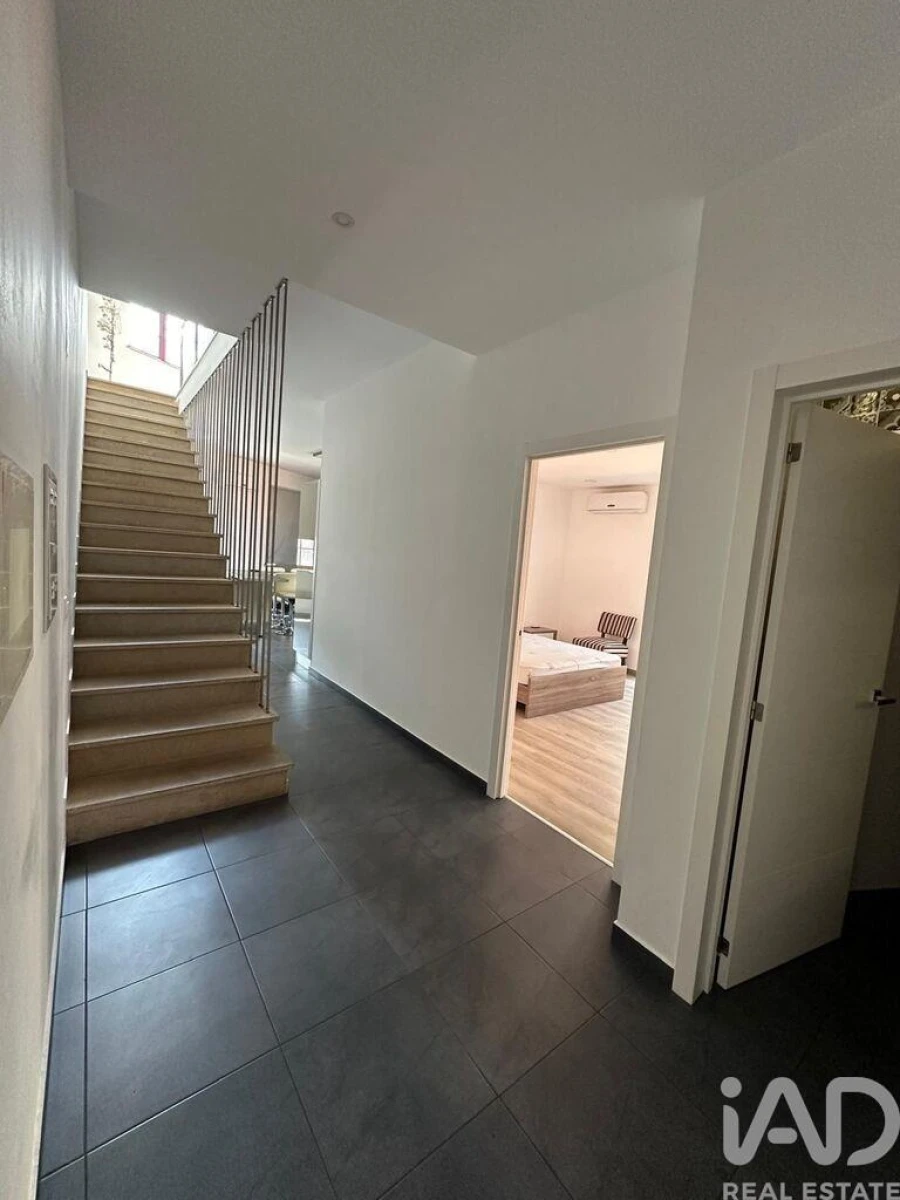 Apartamento T3 para Arrendamento em Covilhã e Canhoso Foto 7