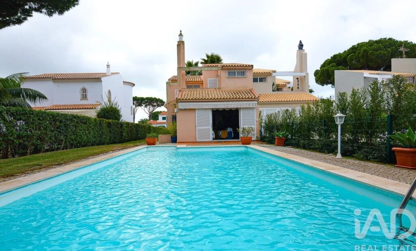 Moradia T3 para Venda em Quarteira