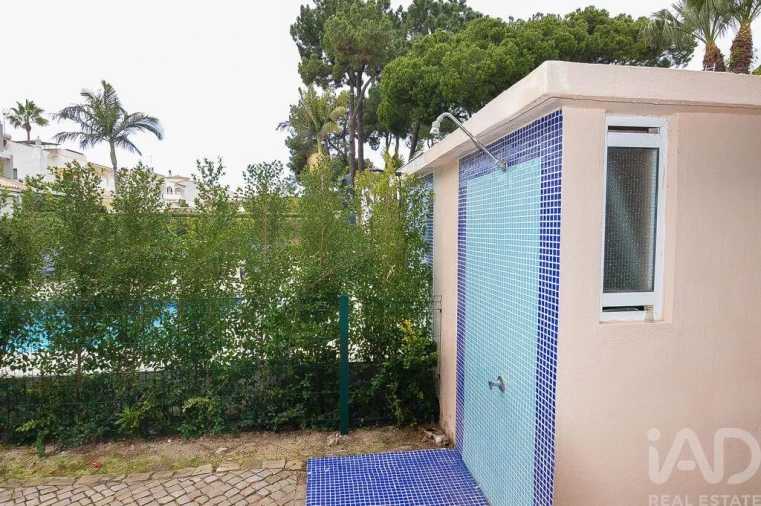 Moradia T3 para Venda em Quarteira Foto 17