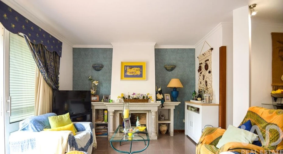 Moradia T3 para Venda em Quarteira Foto 6