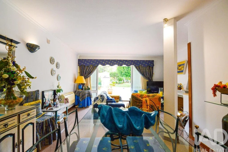 Moradia T3 para Venda em Quarteira Foto 3