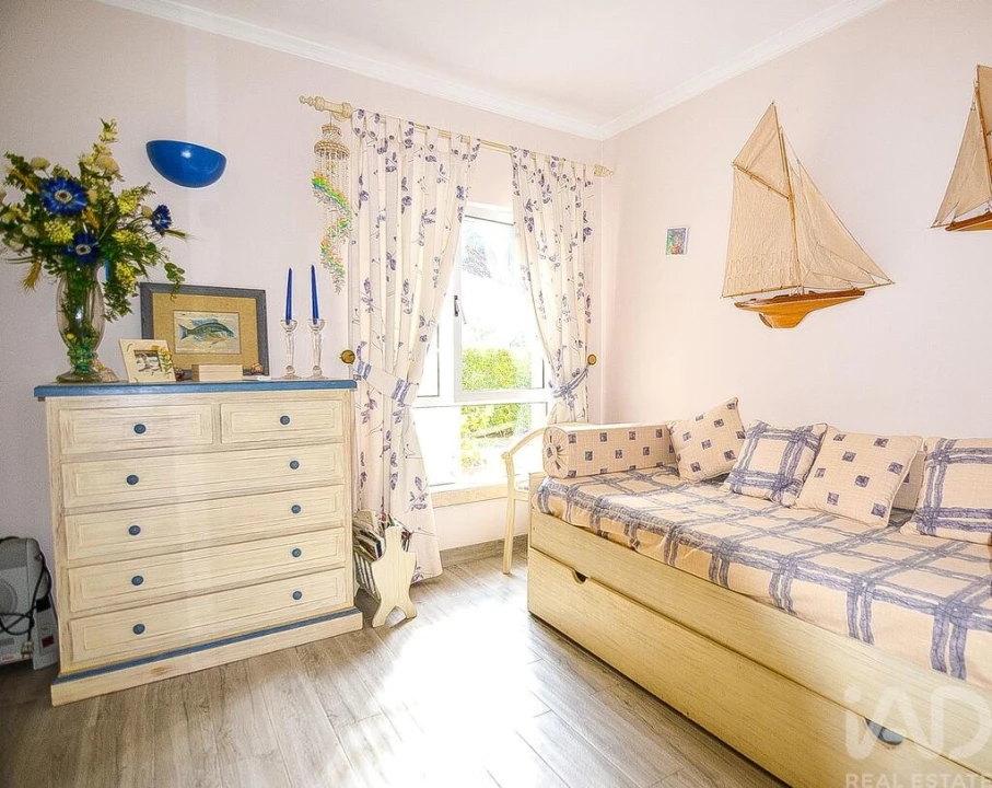 Moradia T3 para Venda em Quarteira Foto 9