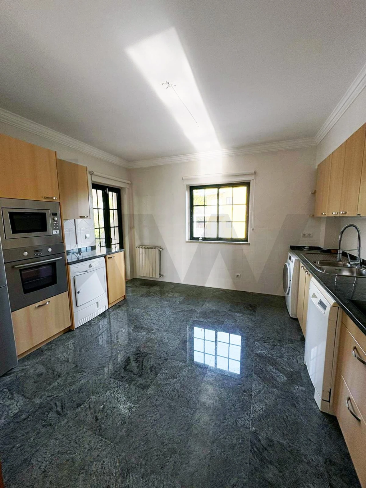 Apartamento T3 para Arrendamento em Alcabideche Foto 4