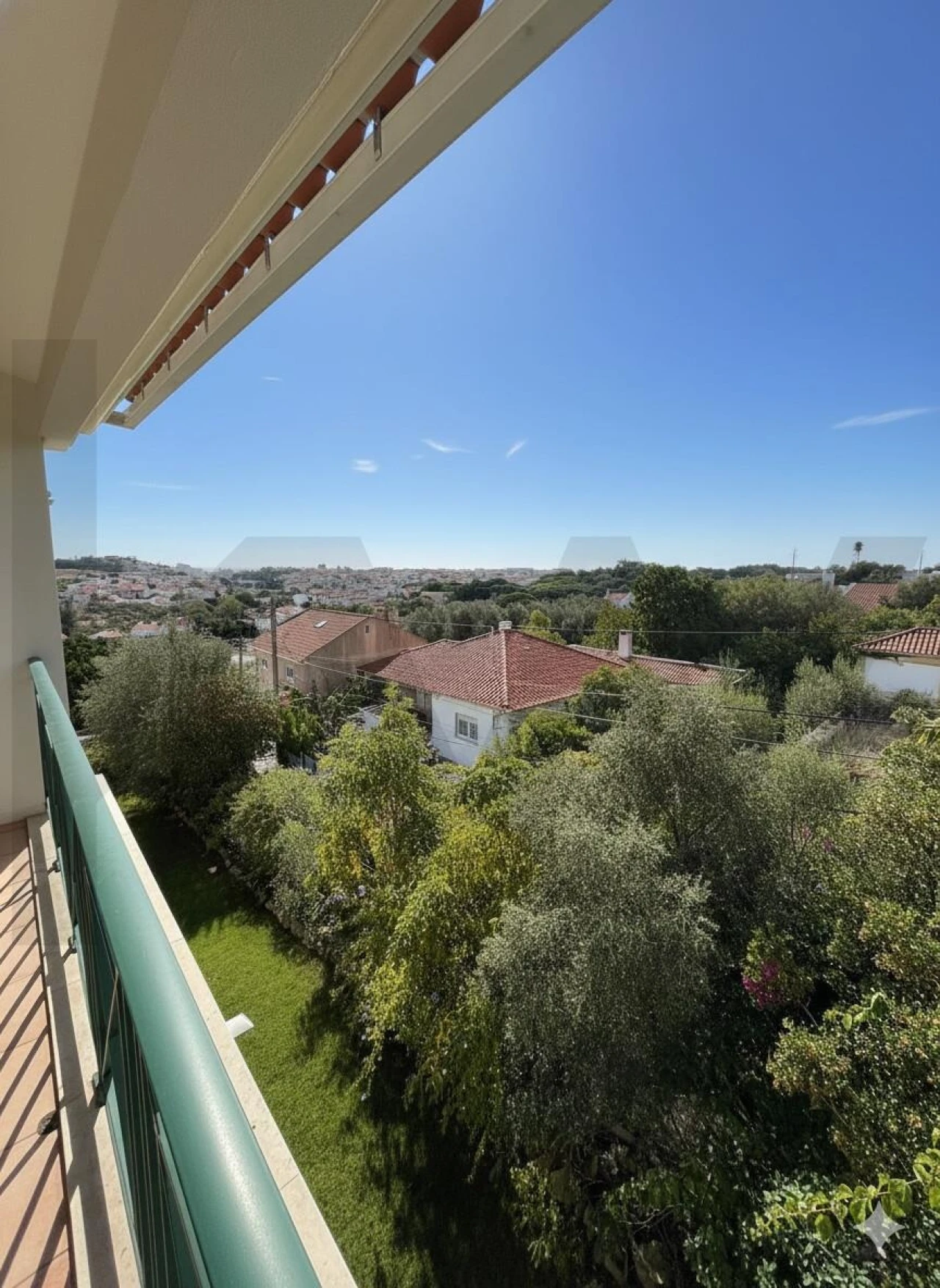 Apartamento T3 para Arrendamento em Alcabideche Foto 15