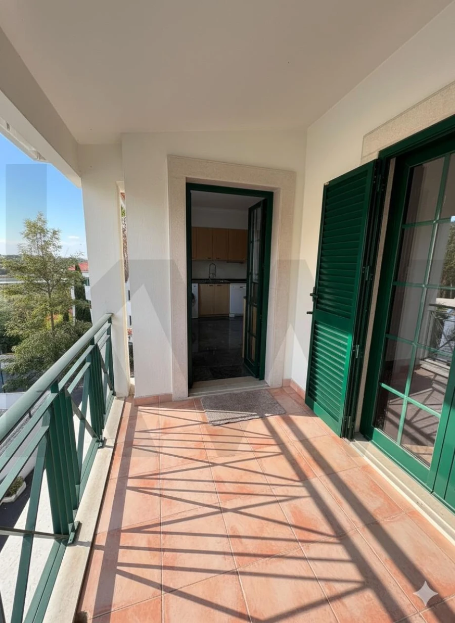 Apartamento T3 para Arrendamento em Alcabideche Foto 6