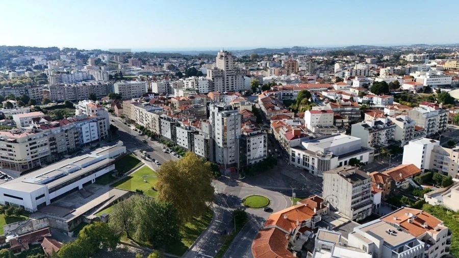 Apartamento T4 para Venda em São João da Madeira Foto 27
