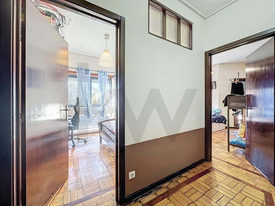 Apartamento T4 para Venda em São João da Madeira Foto 18