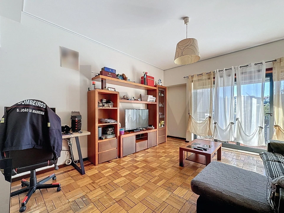 Apartamento T4 para Venda em São João da Madeira Foto 4