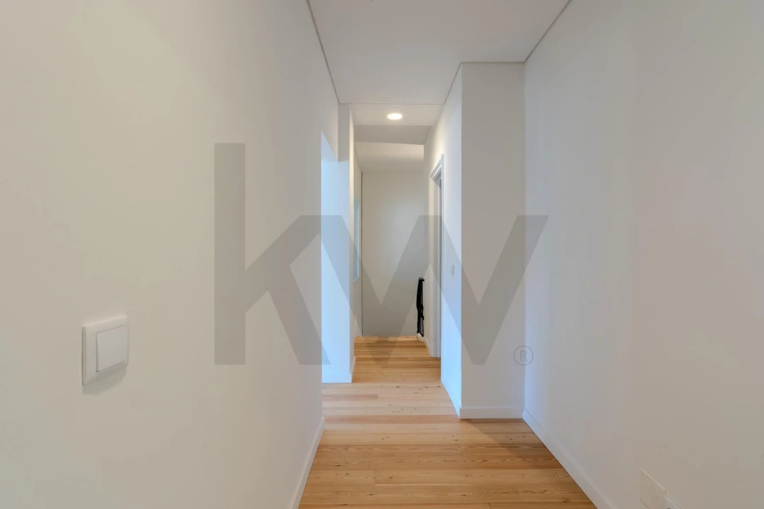 Apartamento T4 para Arrendamento em Estrela Foto 15