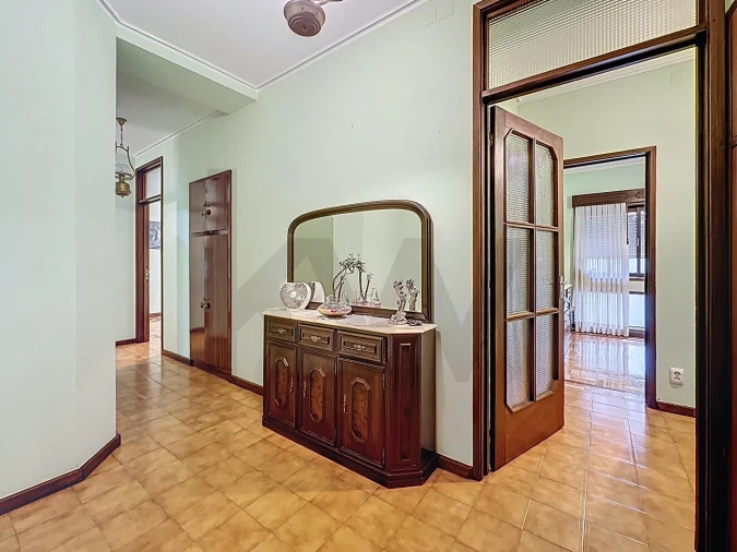 Apartamento T4 para Venda em São João da Madeira Foto 5