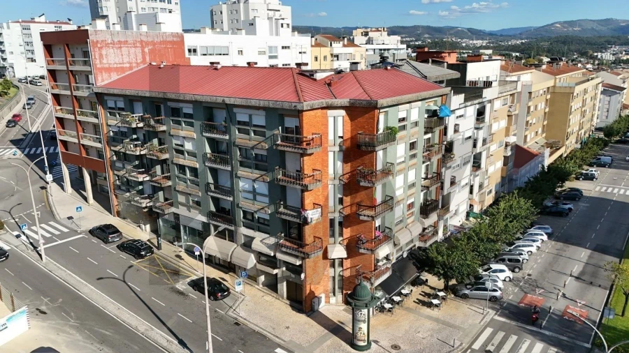 Apartamento T4 para Venda em São João da Madeira Foto 23