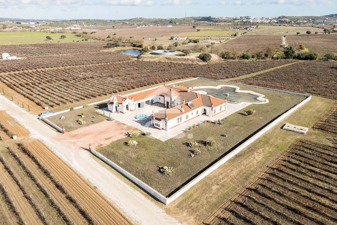 Quinta T10 para Venda em Redondo Foto 85