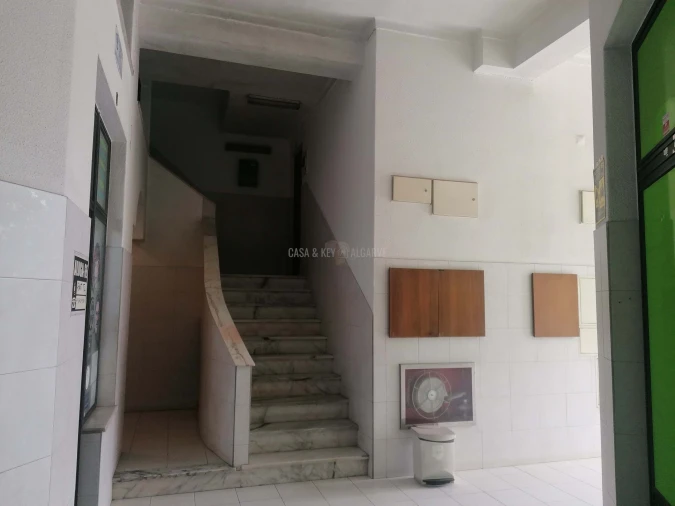 Negócio para Venda em Ferragudo Foto 13