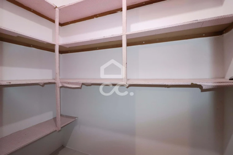 Apartamento T3 para Arrendamento em Santo Antonio dos Olivais Foto 21