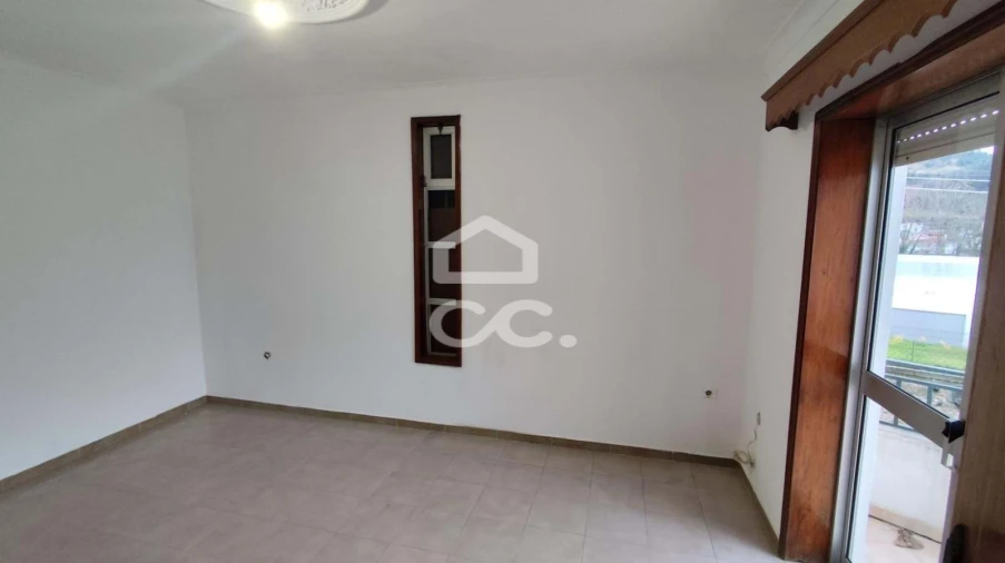 Moradia T2 para Venda em Nespereira Foto 18