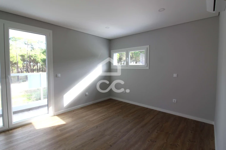 Moradia T3 para Venda em Sesimbra (Castelo) Foto 38