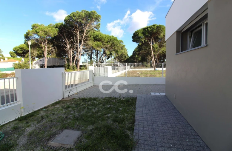 Moradia T3 para Venda em Sesimbra (Castelo) Foto 48