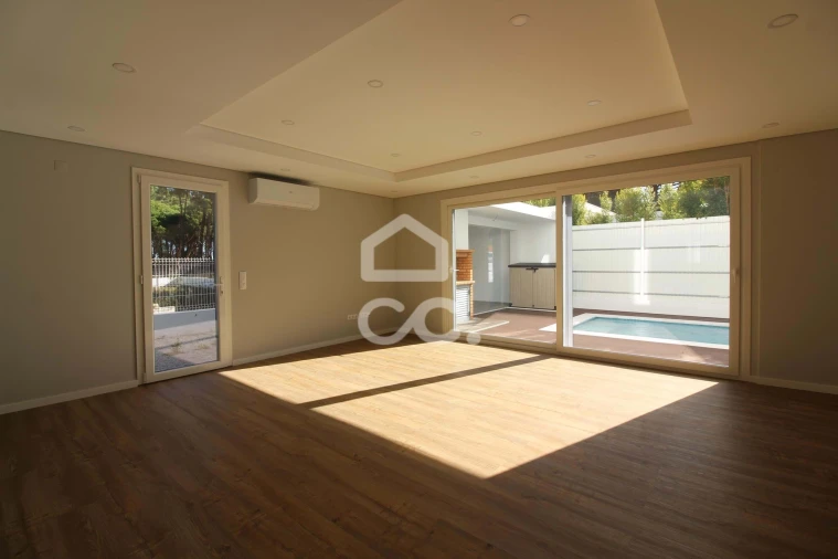 Moradia T3 para Venda em Sesimbra (Castelo) Foto 8