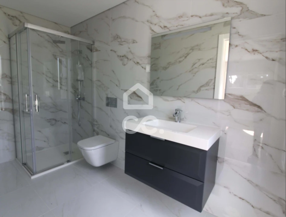 Moradia T3 para Venda em Sesimbra (Castelo) Foto 40