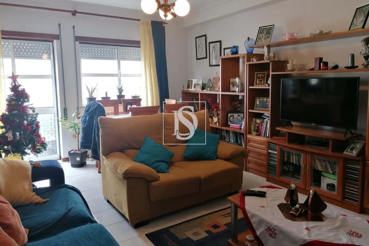 Apartamento T2 para Venda em Ranhados Foto 2