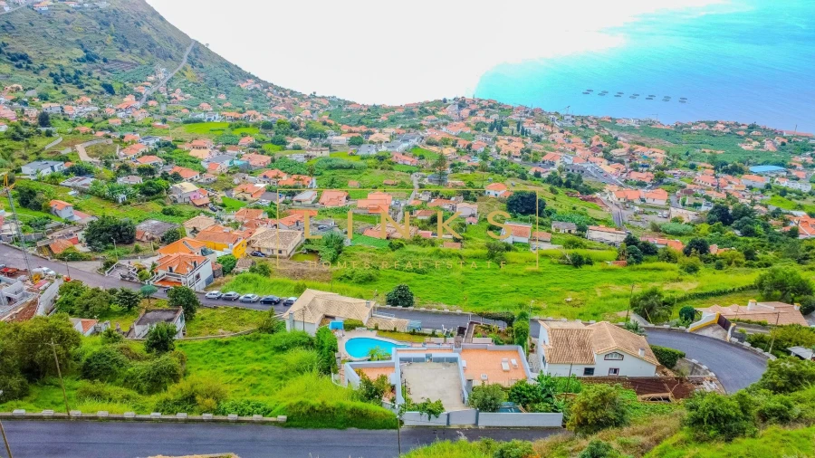 Moradia T5 para Venda em Arco da Calheta Foto 76