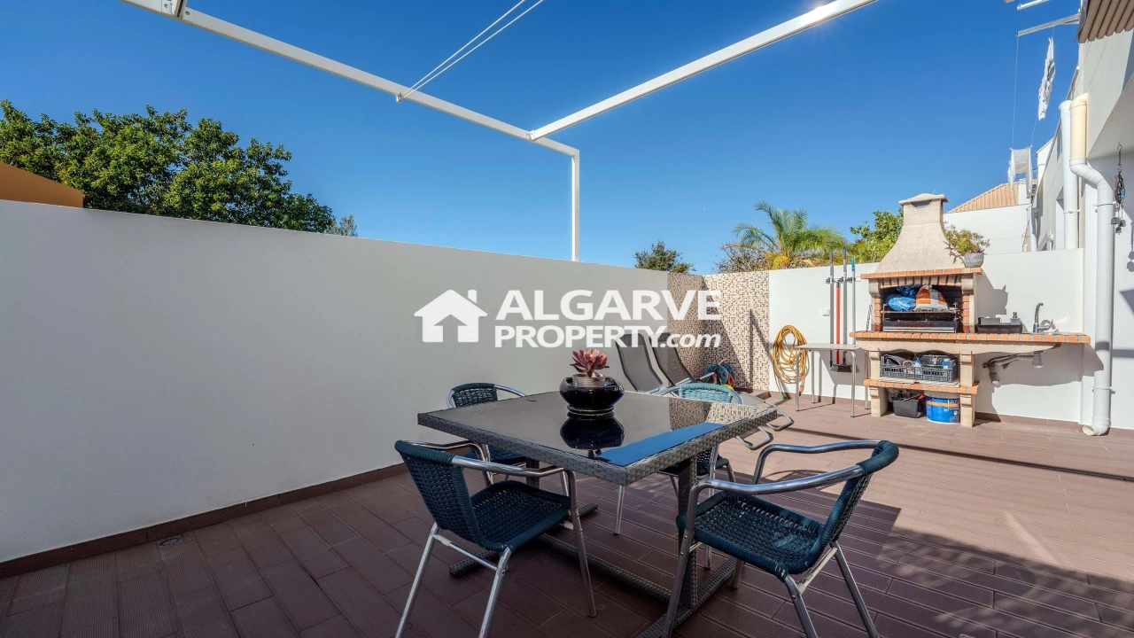 Moradia T3 para Venda em Conceição e Cabanas de Tavira Foto 8