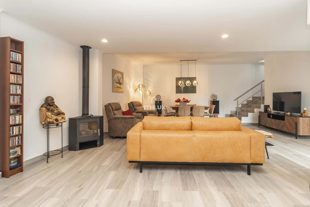 Moradia T4 para Venda em Alhos Vedros Foto 8