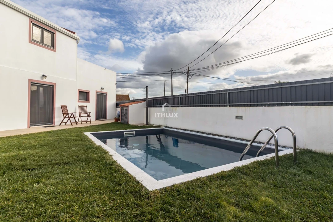 Moradia T4 para Venda em Alhos Vedros Foto 57