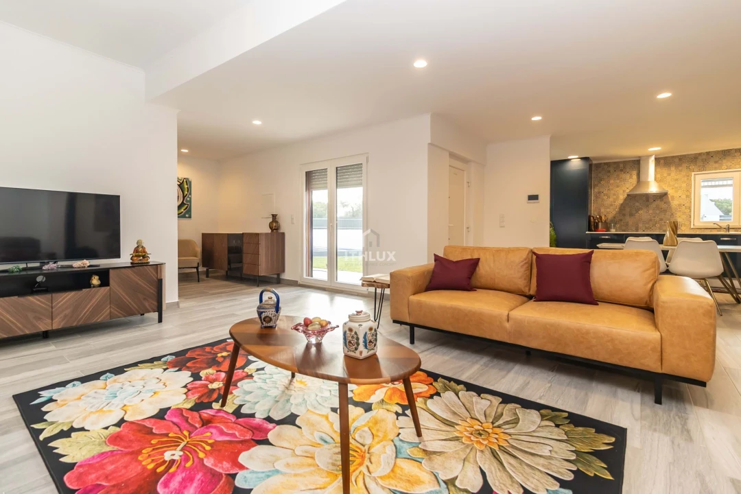 Moradia T4 para Venda em Alhos Vedros Foto 14