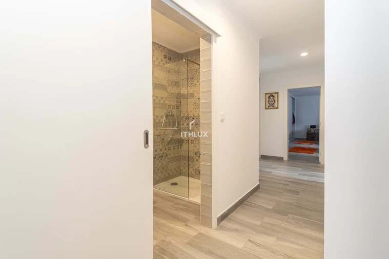 Moradia T4 para Venda em Alhos Vedros Foto 16