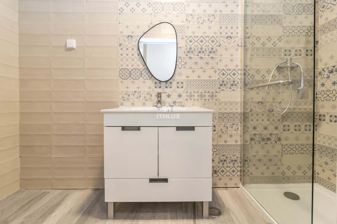 Moradia T4 para Venda em Alhos Vedros Foto 17