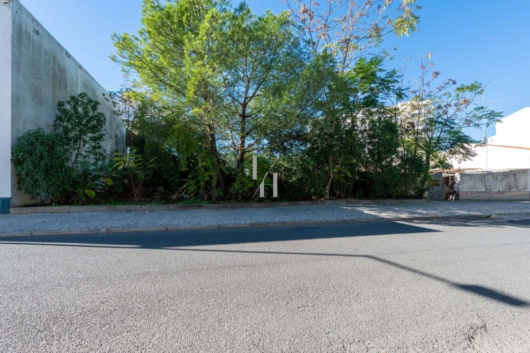 Moradia T1 para Venda em Loule (São Clemente) Foto 7