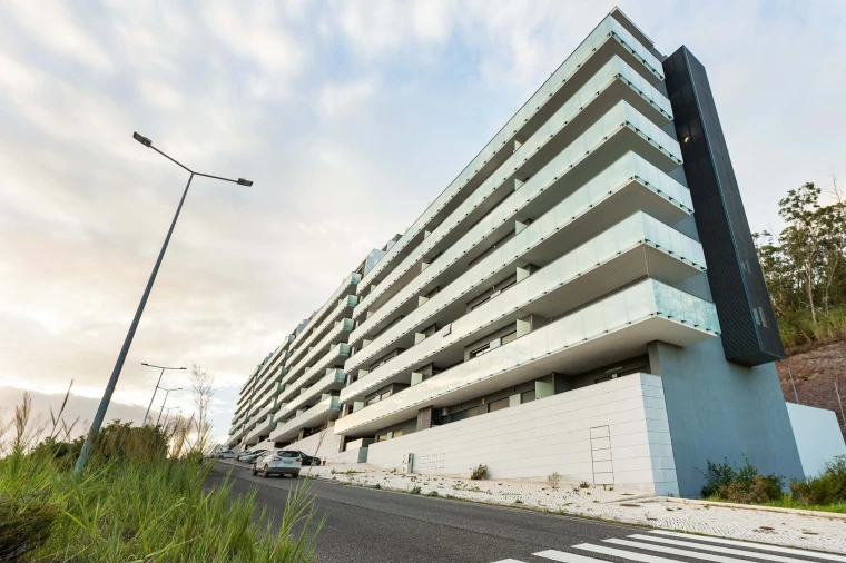 Apartamento T3 para Venda em Santo António dos Cavaleiros e Frielas Foto 1