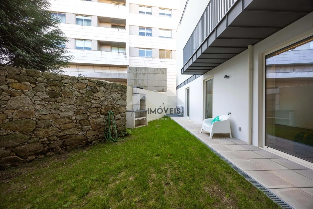 Apartamento T1 para Venda em Paranhos Foto 20