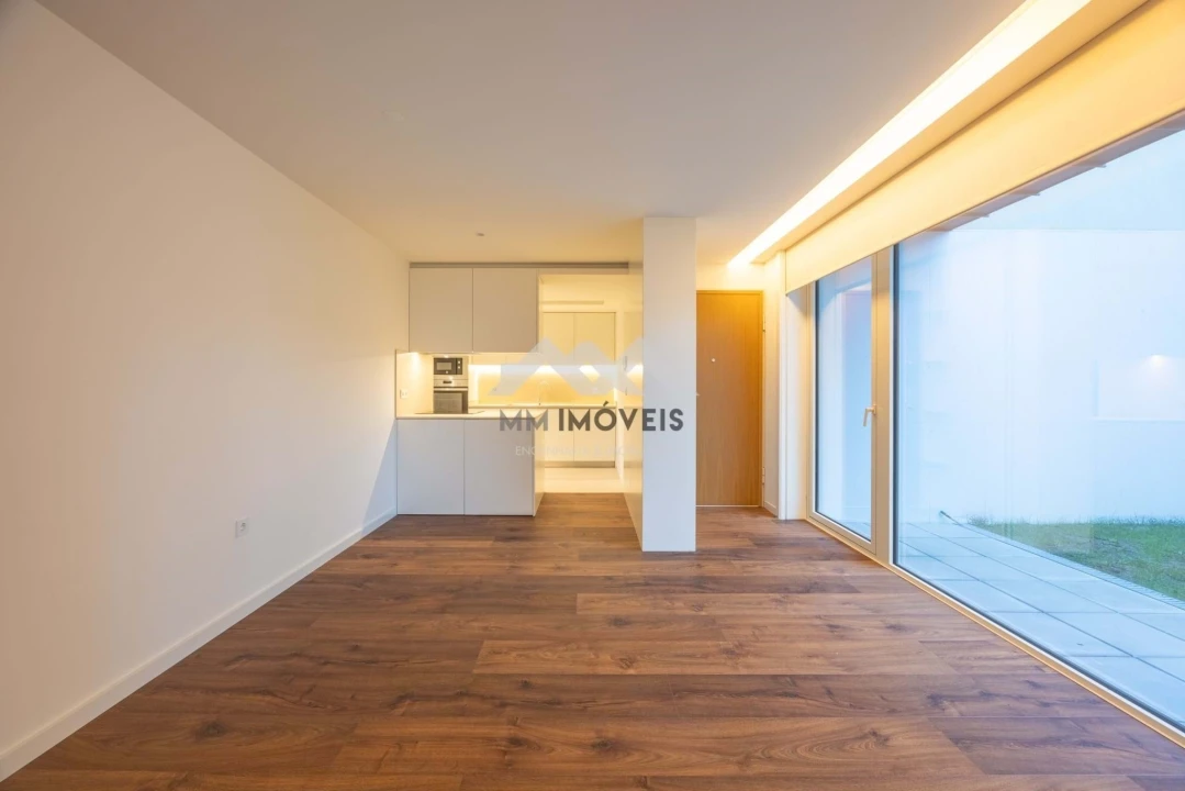 Apartamento T1 para Venda em Paranhos Foto 30