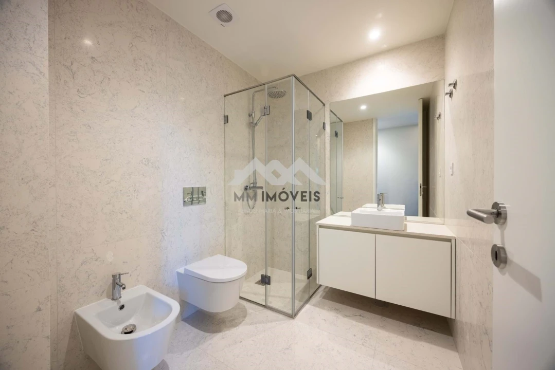 Apartamento T1 para Venda em Paranhos Foto 5