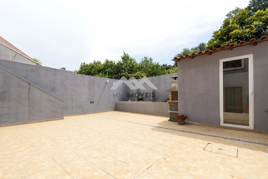 Terreno para Venda em Rio Tinto Foto 21