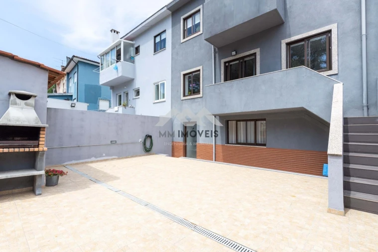 Terreno para Venda em Rio Tinto Foto 7