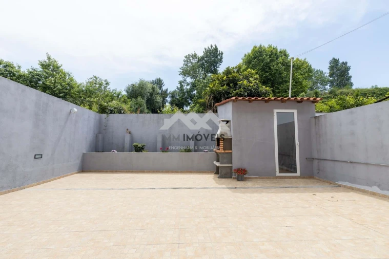 Terreno para Venda em Rio Tinto Foto 27