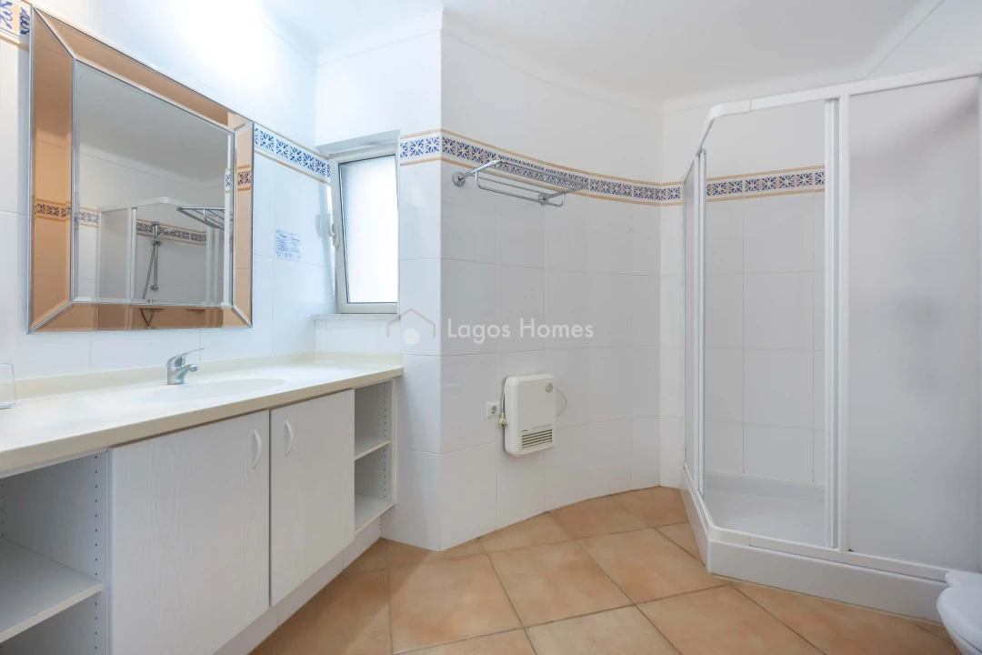 Apartamento T2 para Venda em Lagos (São Sebastião e Santa Maria) Foto 18