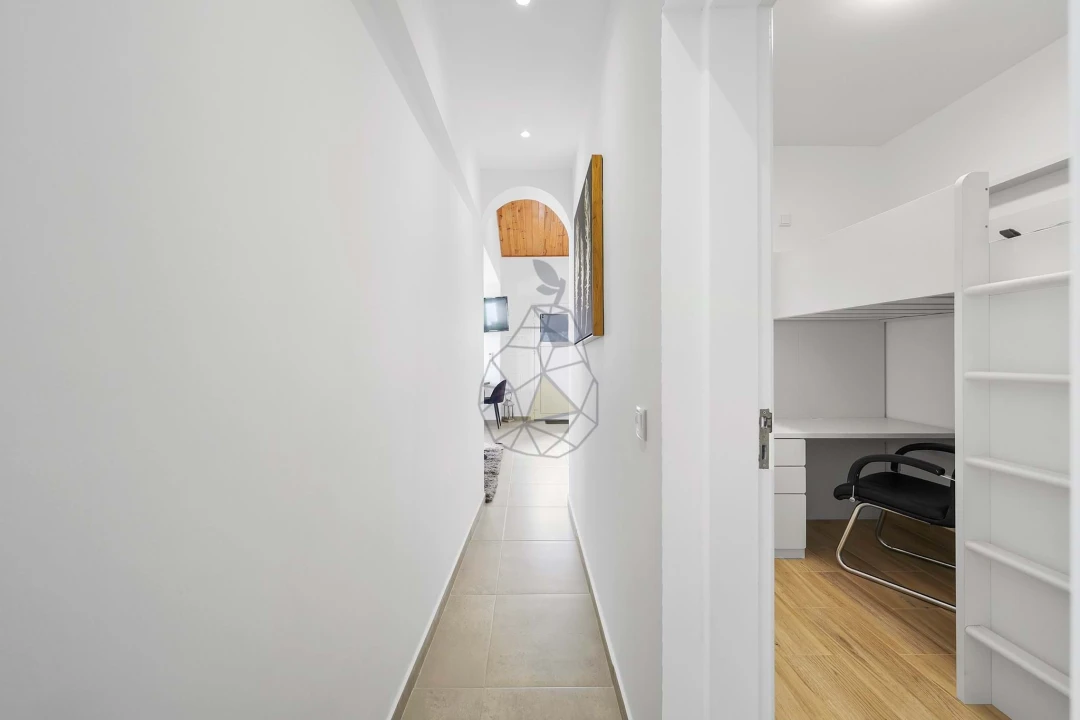 Moradia T3 para Venda em Guia Foto 14