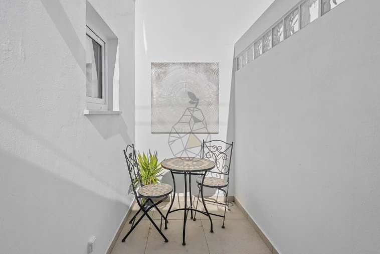 Moradia T3 para Venda em Guia Foto 16