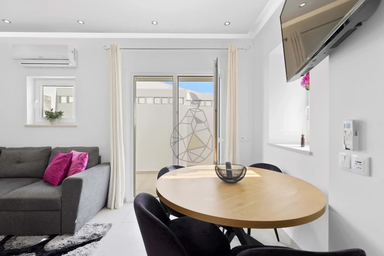 Moradia T3 para Venda em Guia Foto 5