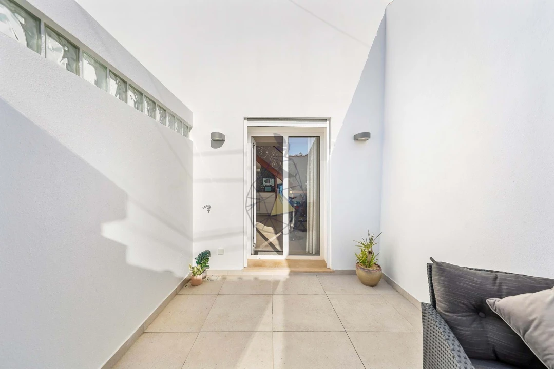 Moradia T3 para Venda em Guia Foto 42