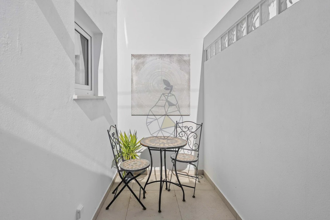 Moradia T3 para Venda em Guia Foto 16