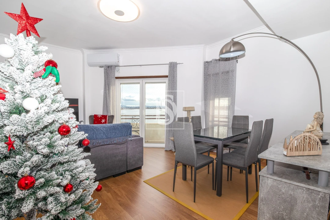 Apartamento T2 para Venda em Alto do Seixalinho, Santo André e Verderena Foto 1