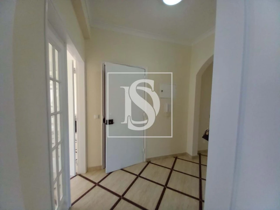 Apartamento T2 para Venda em Seixal Foto 16